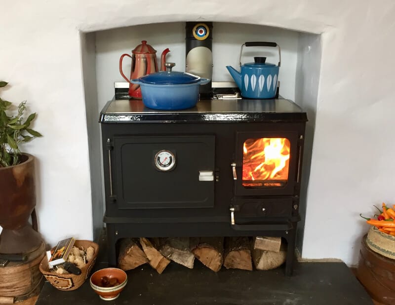 Small Wood Cook Stove Range Thumbnail