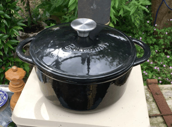 Black cast iron enamelled cook pot for small wood stoves