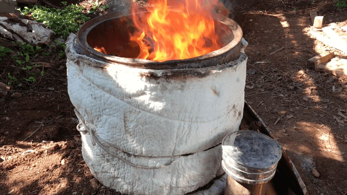 off-grid-living-how-to-make-homemade-charcoal-5