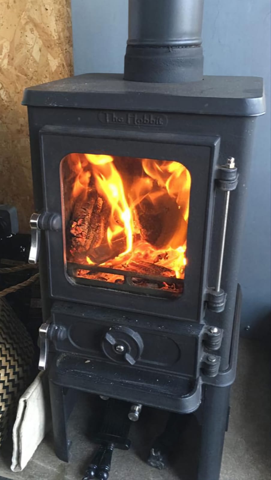 Salamander Stoves The Hobbit Small Wood Burning Stove Review Paul Bartholomew