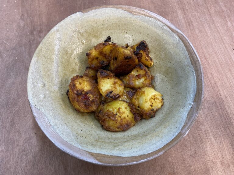 New Cooking Series – 1) Spicy Roast Potatoes