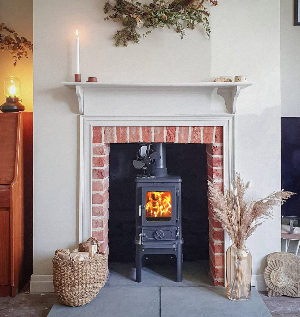 fireplace ideas for small stove
