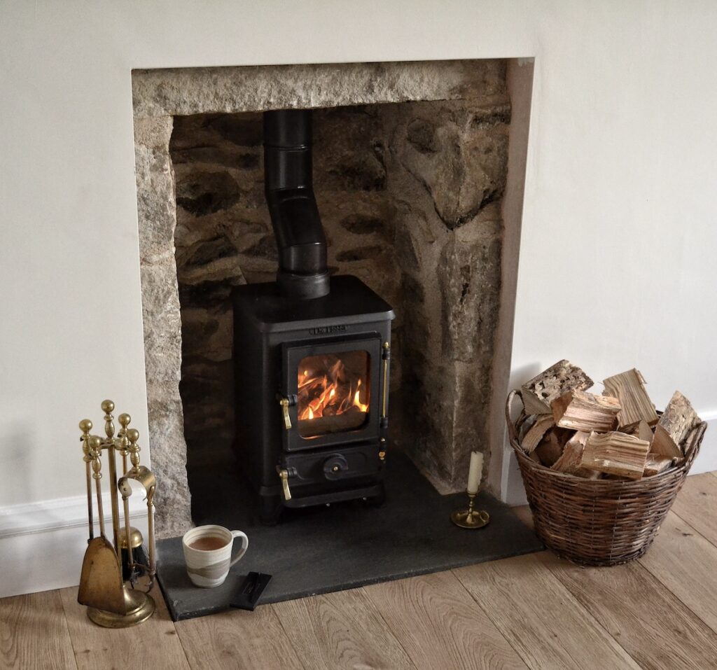 fireplace ideas for small stove